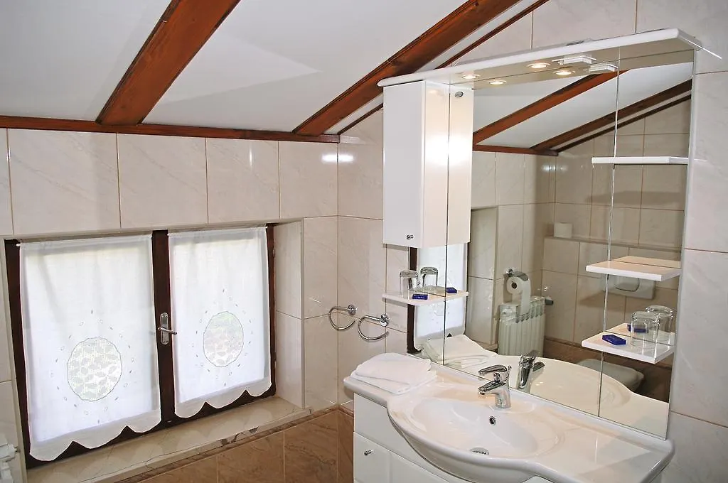Apartments Petricic With Swimming Pool Icici